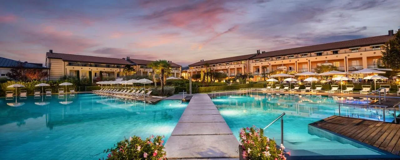 Hotel Caesius Thermae & Spa Resort Бардолино