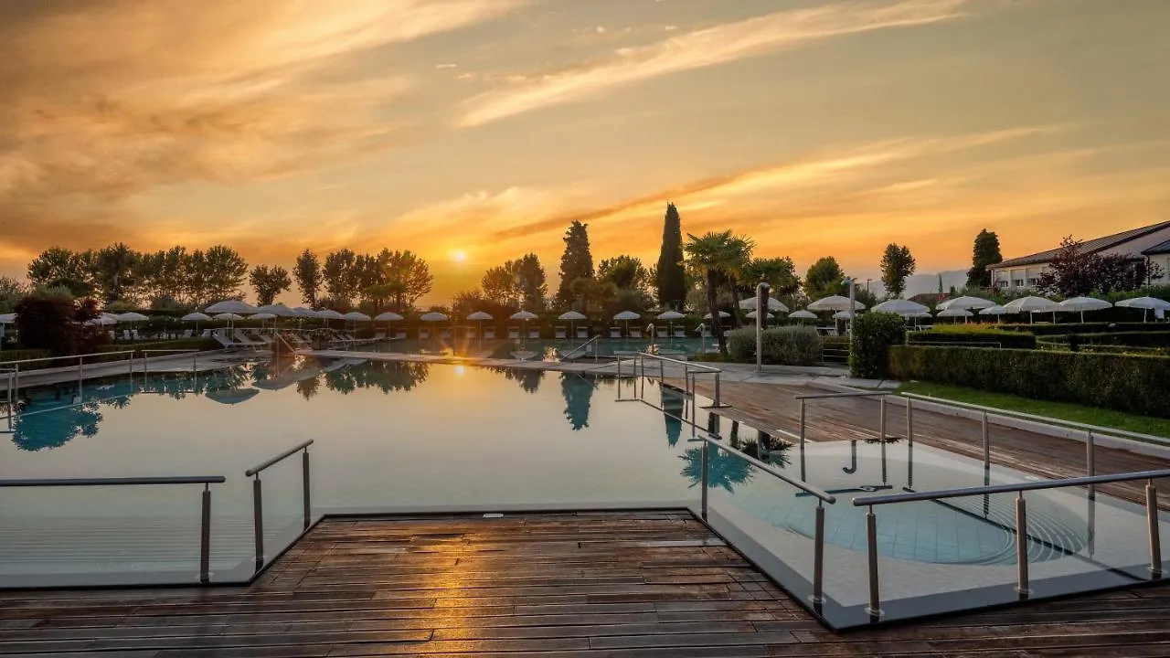 ****  Hotel Caesius Thermae & Spa Resort Бардолино Италия