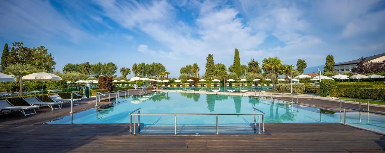 Hotel Caesius Thermae & Spa Resort Бардолино 4*,  Италия