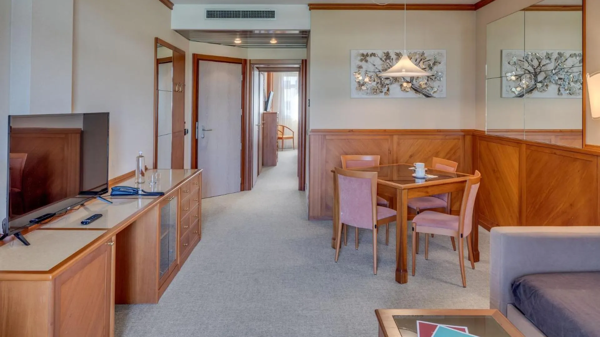 Hotel Caesius Thermae & Spa Resort Бардолино