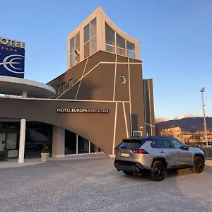 מלון Europa